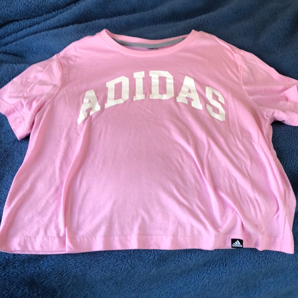 Adidas boxy tee